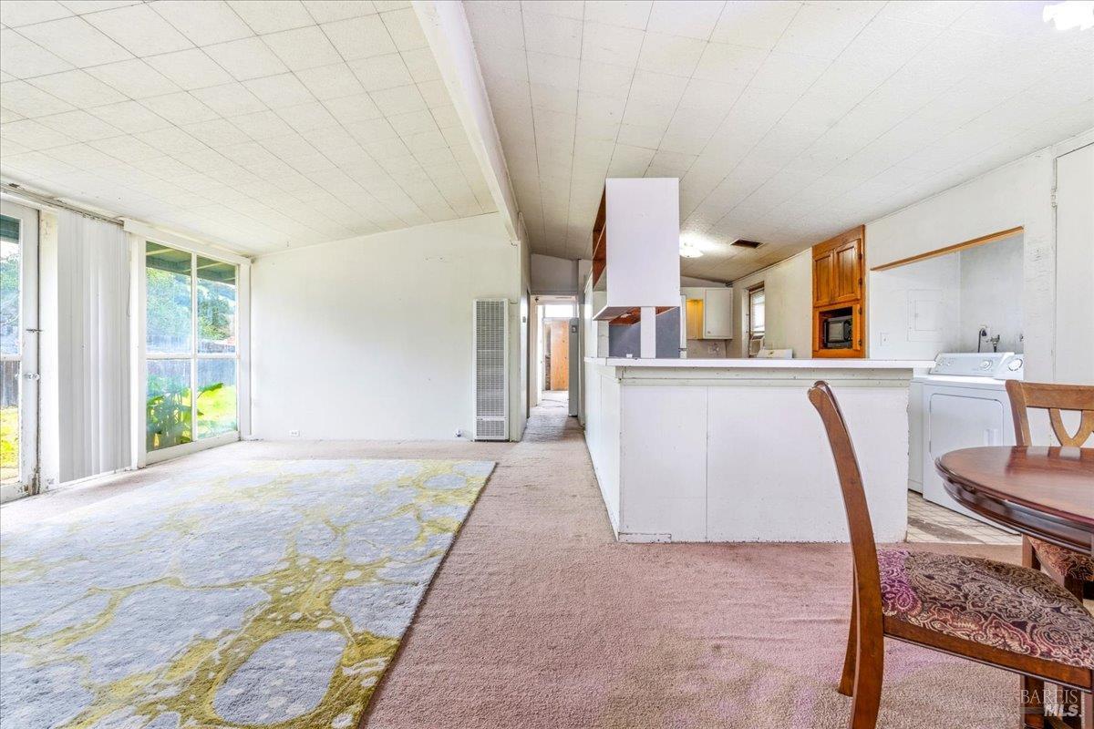 Detail Gallery Image 11 of 27 For 1121 Ferris Dr, Novato,  CA 94945 - 3 Beds | 2 Baths