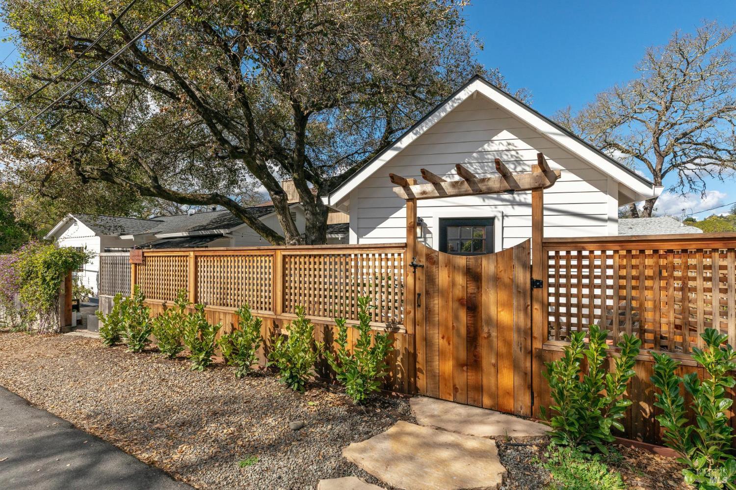 Detail Gallery Image 27 of 49 For 605 Calle Del Monte Unkn, Sonoma,  CA 95476 - 2 Beds | 2 Baths