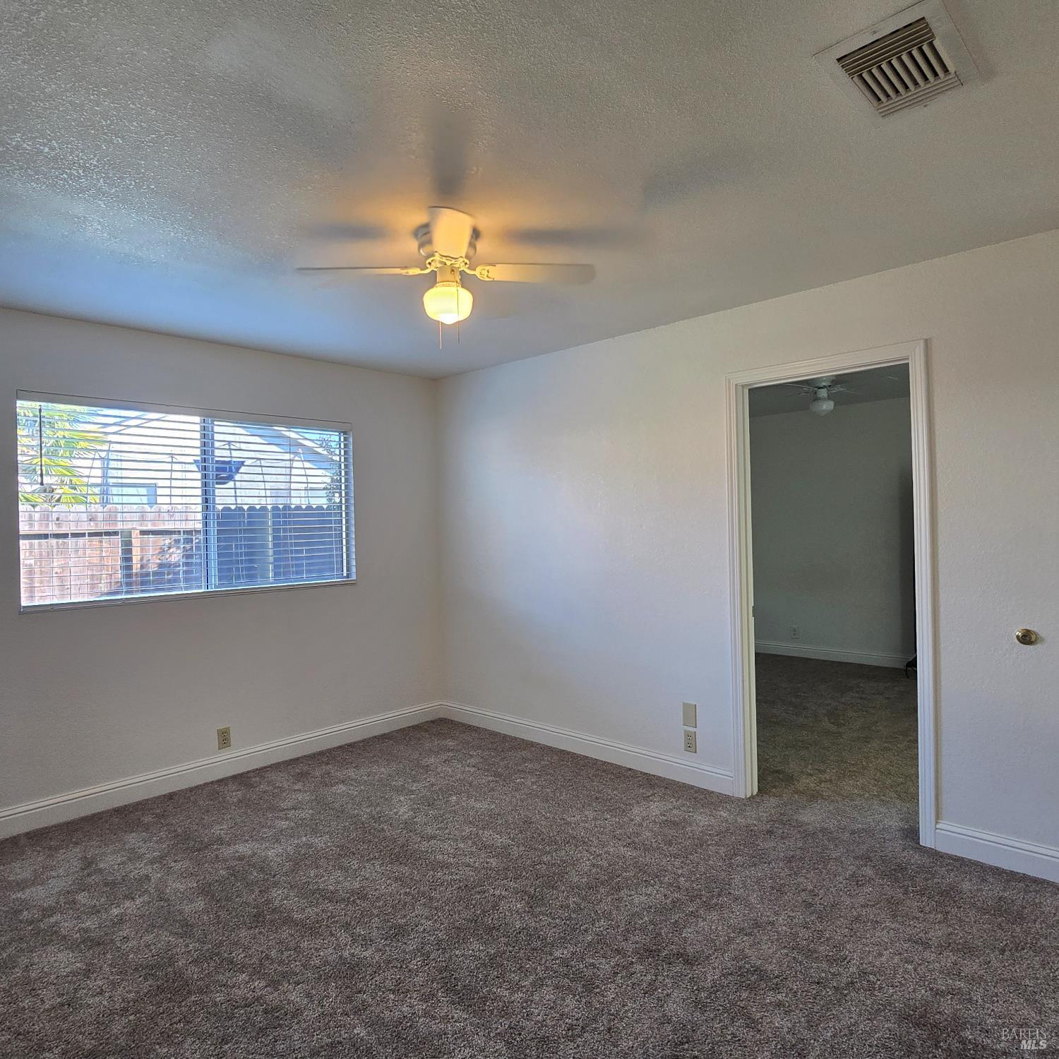 Detail Gallery Image 9 of 13 For 1506 Casa Loma Way, Suisun City,  CA 94585 - 4 Beds | 2 Baths