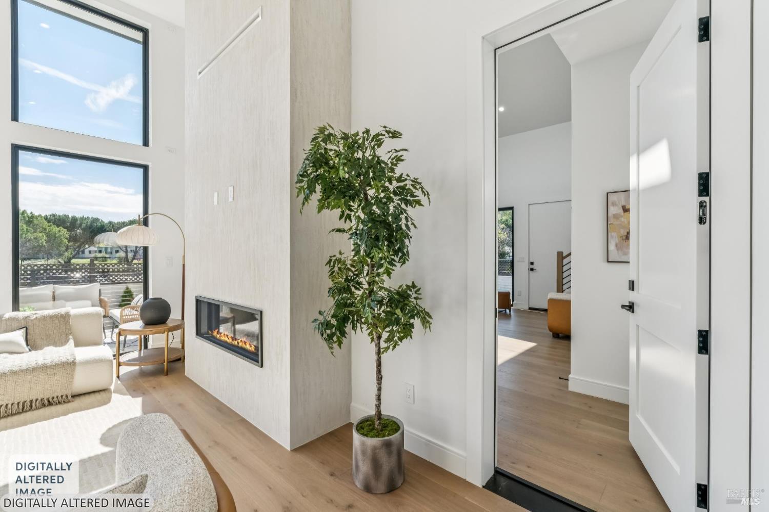 Detail Gallery Image 57 of 81 For 39 Strawberry Cir, Mill Valley,  CA 94941 - 4 Beds | 4 Baths