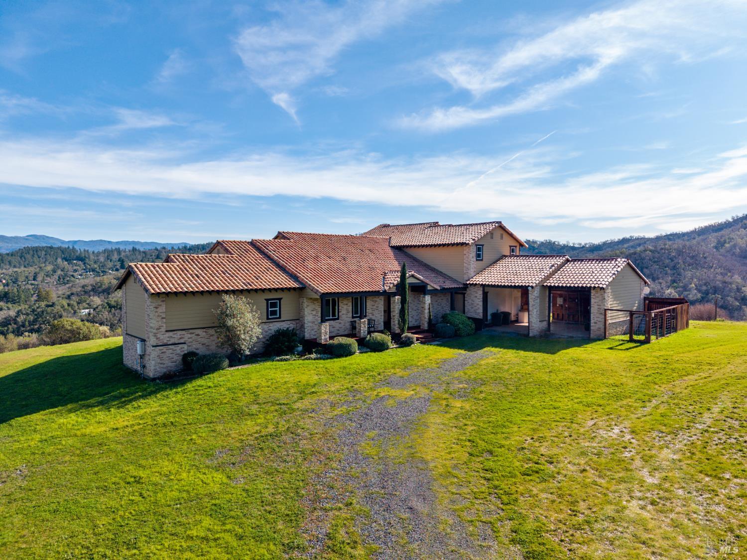 Detail Gallery Image 3 of 75 For 1106 Bel Arbres Dr, Redwood Valley,  CA 95470 - 4 Beds | 4/1 Baths