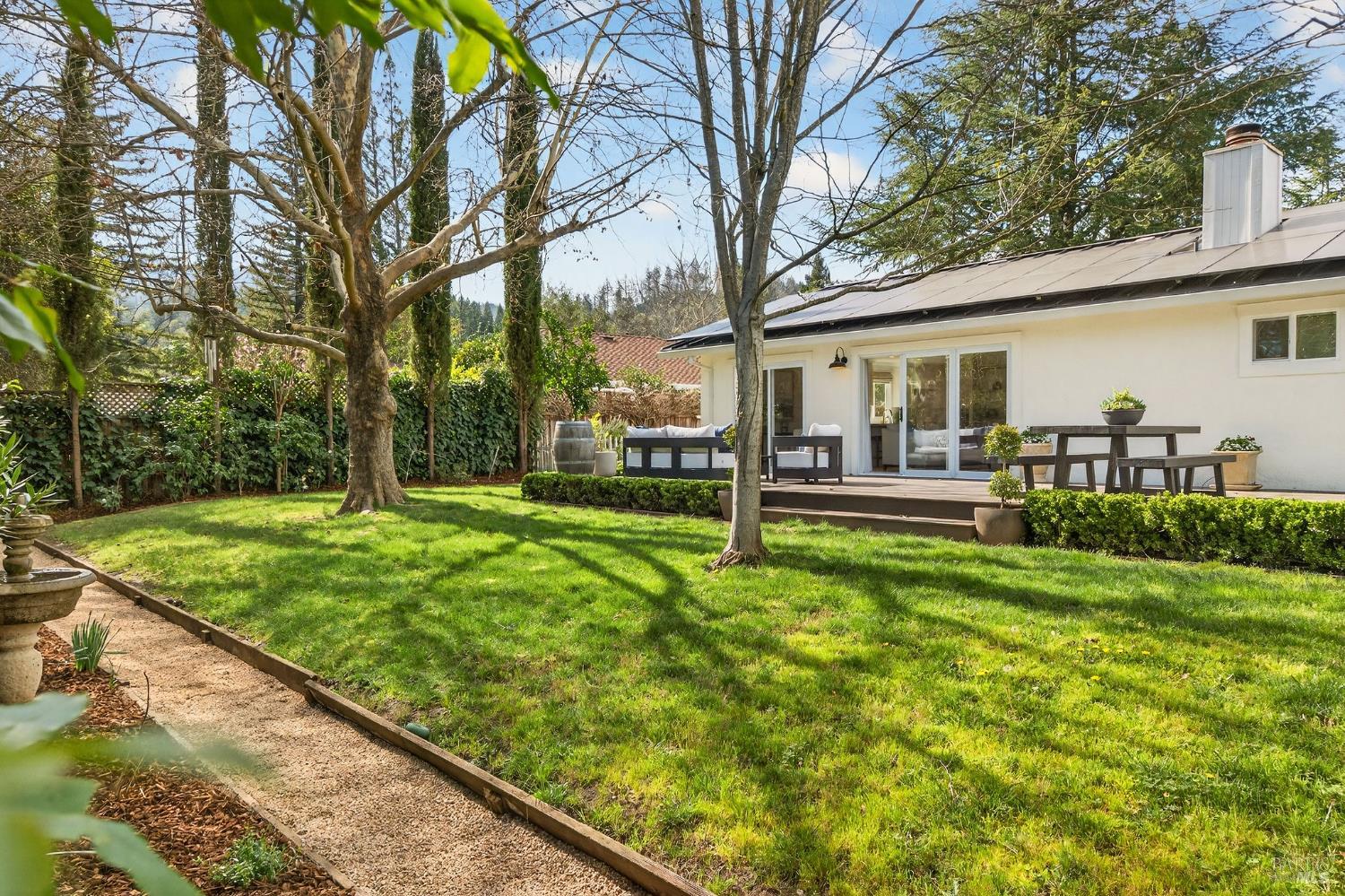 Detail Gallery Image 47 of 63 For 2543 Pinot Way, Saint Helena,  CA 94574 - 3 Beds | 2 Baths