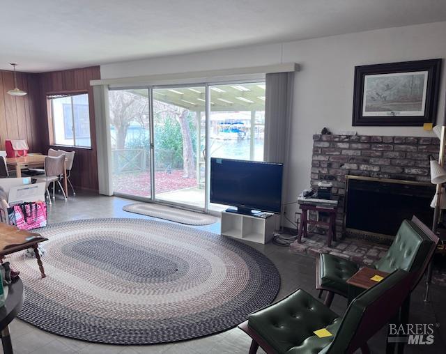 Detail Gallery Image 5 of 17 For 12724 Island Cir, Clearlake Oaks,  CA 95423 - 2 Beds | 1 Baths