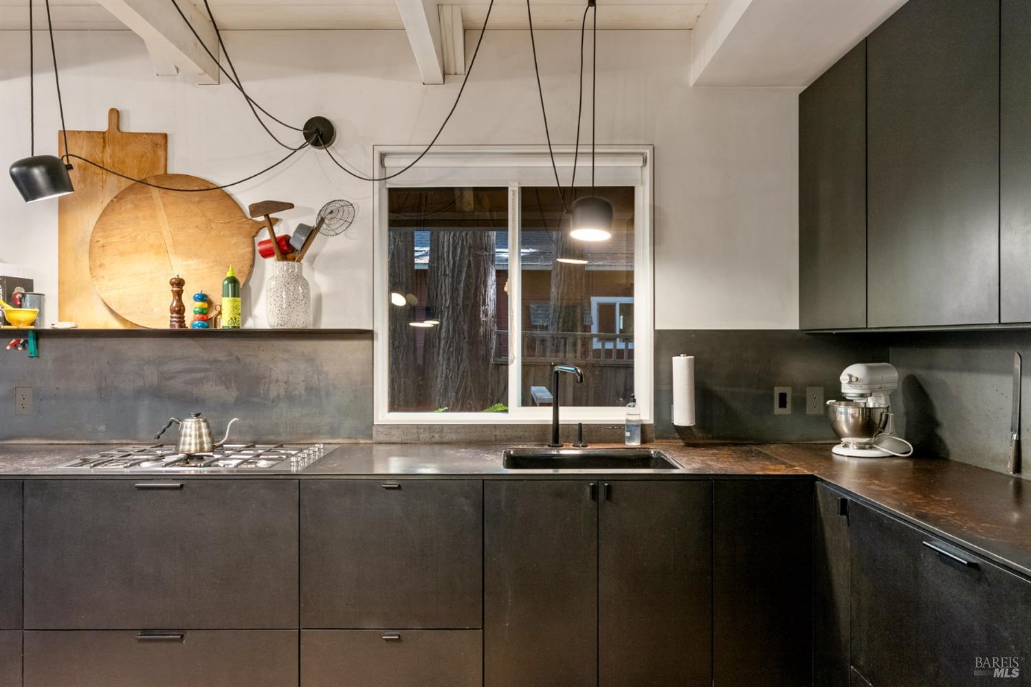 Detail Gallery Image 15 of 49 For 1050 Cazadero Hwy, Cazadero,  CA 95421 - 3 Beds | 2 Baths