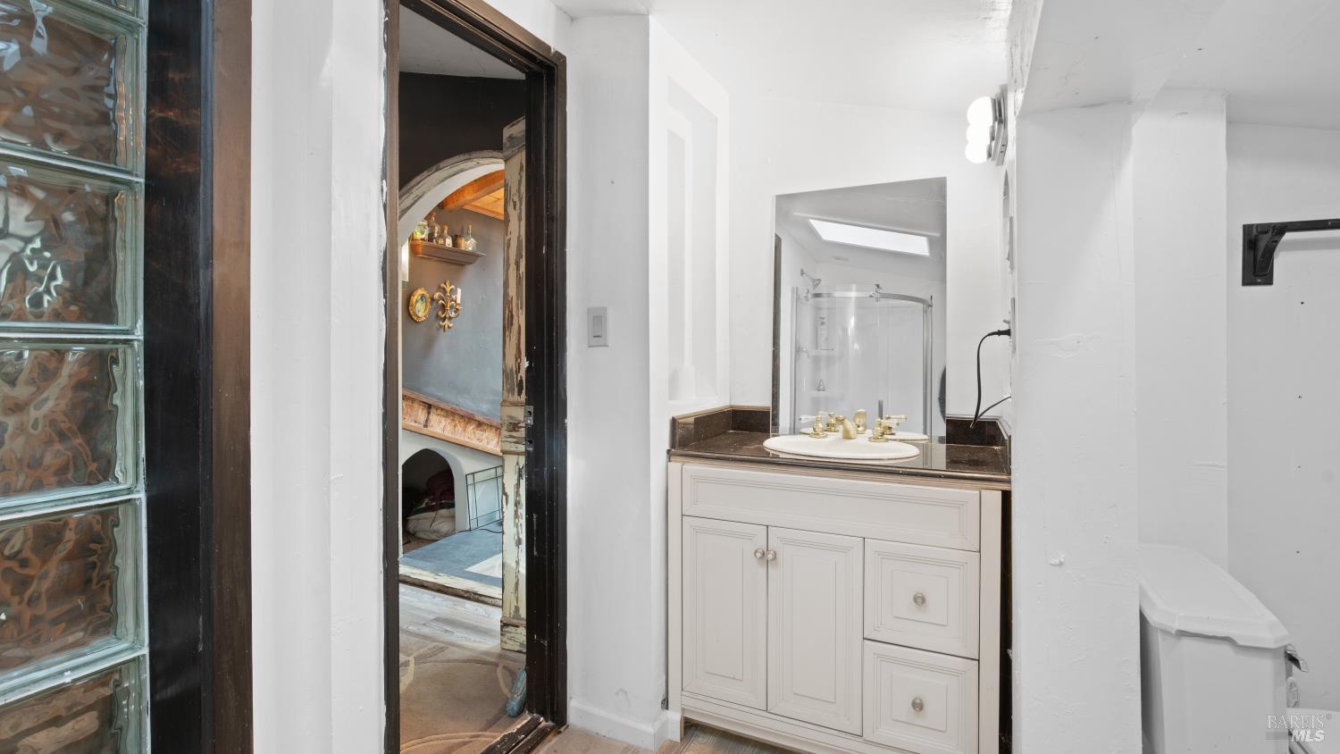 Detail Gallery Image 46 of 90 For 7456 Sir Francis Drake Blvd, Lagunitas,  CA 94938 - 4 Beds | 5 Baths