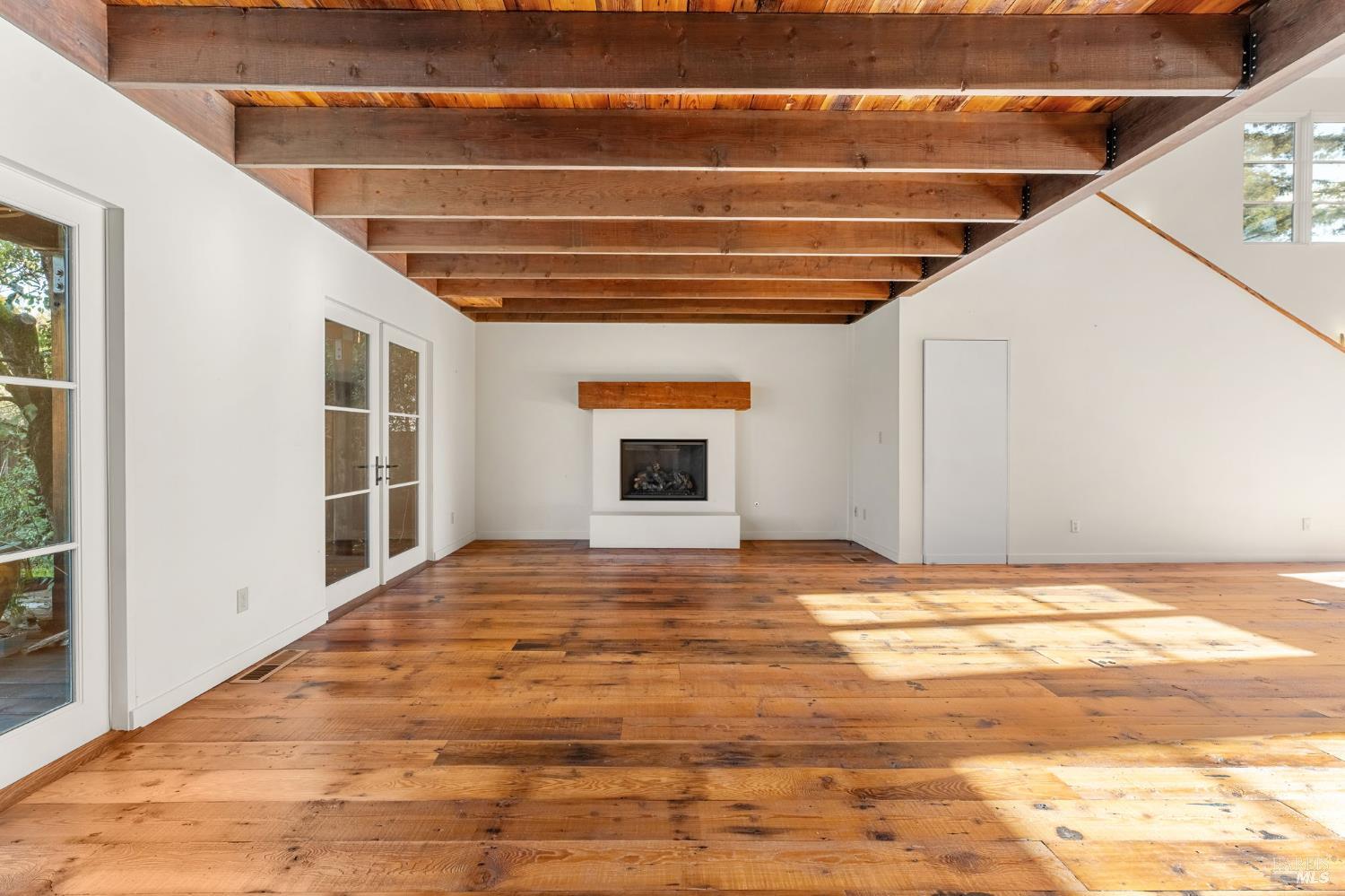 Detail Gallery Image 11 of 36 For 1100 Rutherford Rd, Rutherford,  CA 94573 - 3 Beds | 2/1 Baths