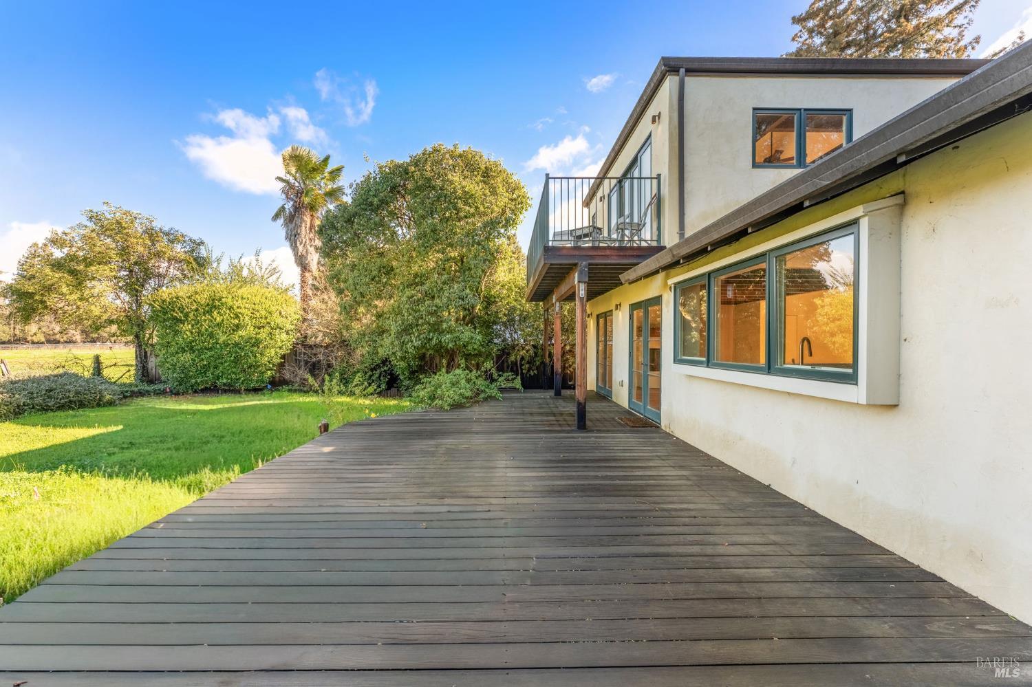 Detail Gallery Image 32 of 36 For 1100 Rutherford Rd, Rutherford,  CA 94573 - 3 Beds | 2/1 Baths