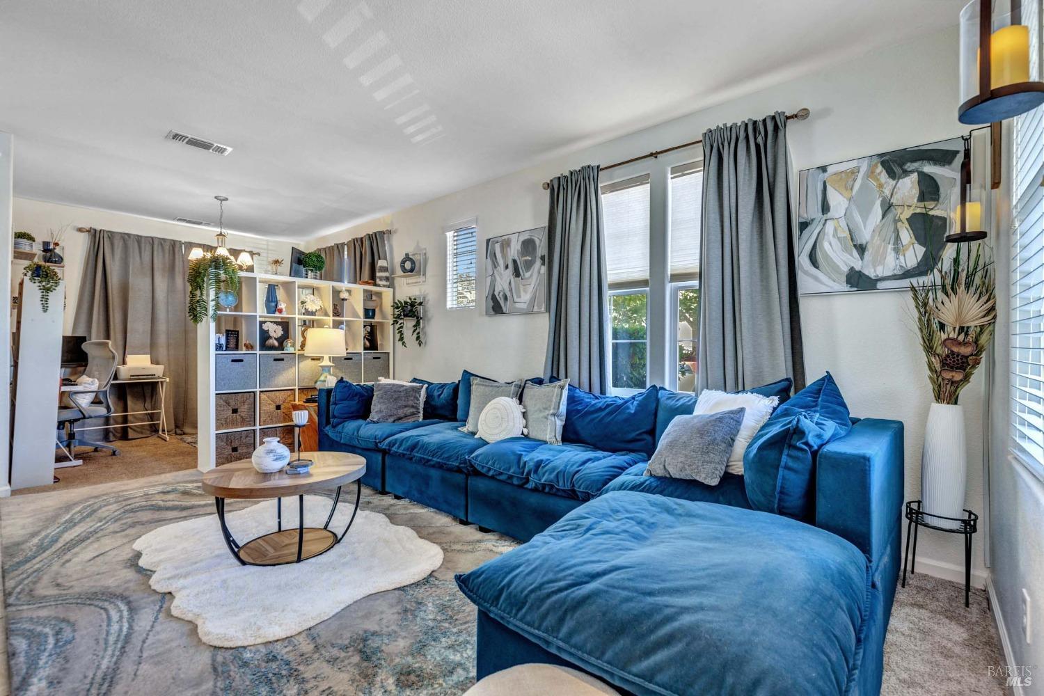 Detail Gallery Image 8 of 54 For 8115 W Carlisle St, Vallejo,  CA 94591 - 3 Beds | 2/1 Baths