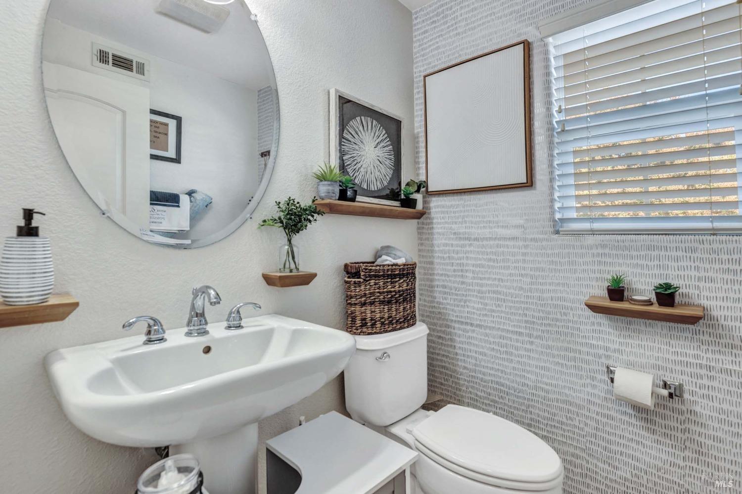 Detail Gallery Image 19 of 54 For 8115 W Carlisle St, Vallejo,  CA 94591 - 3 Beds | 2/1 Baths