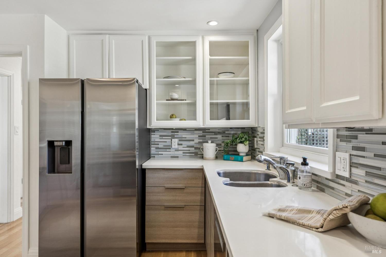 Detail Gallery Image 21 of 59 For 290 Sycamore Ave, Mill Valley,  CA 94941 - 4 Beds | 2 Baths