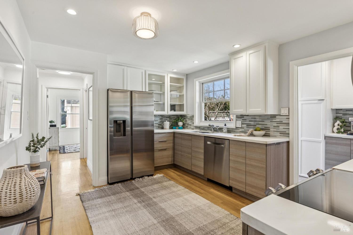 Detail Gallery Image 26 of 59 For 290 Sycamore Ave, Mill Valley,  CA 94941 - 4 Beds | 2 Baths