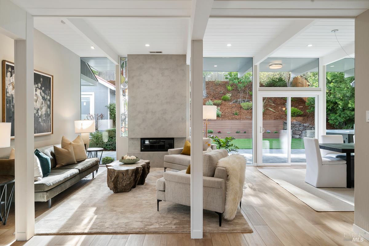 Detail Gallery Image 12 of 87 For 829 Del Ganado Rd, San Rafael,  CA 94903 - 4 Beds | 2 Baths