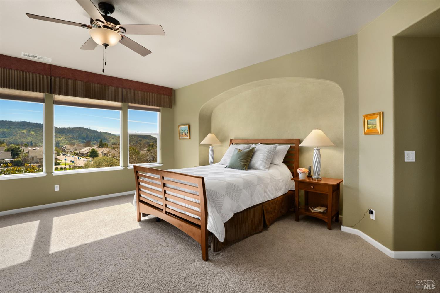 Detail Gallery Image 38 of 61 For 5870 Sailing Hawk Ave, Santa Rosa,  CA 95409 - 4 Beds | 4/1 Baths