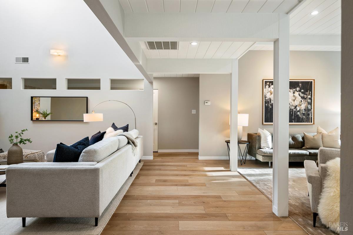 Detail Gallery Image 11 of 87 For 829 Del Ganado Rd, San Rafael,  CA 94903 - 4 Beds | 2 Baths