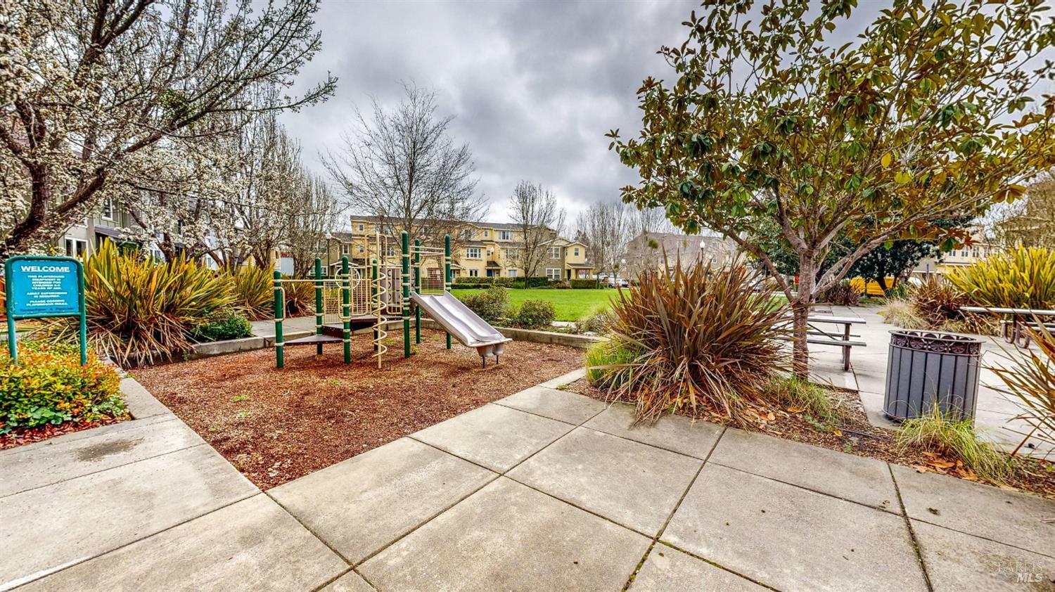 Detail Gallery Image 38 of 46 For 6698 Santero Way, Cotati,  CA 94931 - 3 Beds | 2/1 Baths