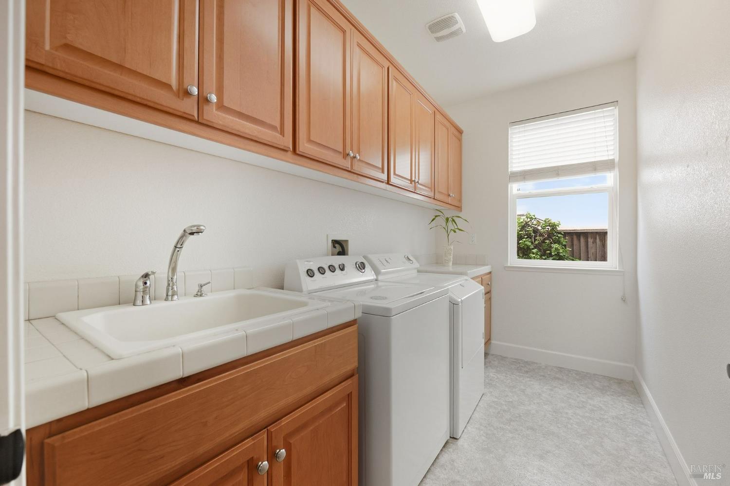 Detail Gallery Image 44 of 53 For 167 Terrazzo Ln, American Canyon,  CA 94503 - 4 Beds | 3/1 Baths