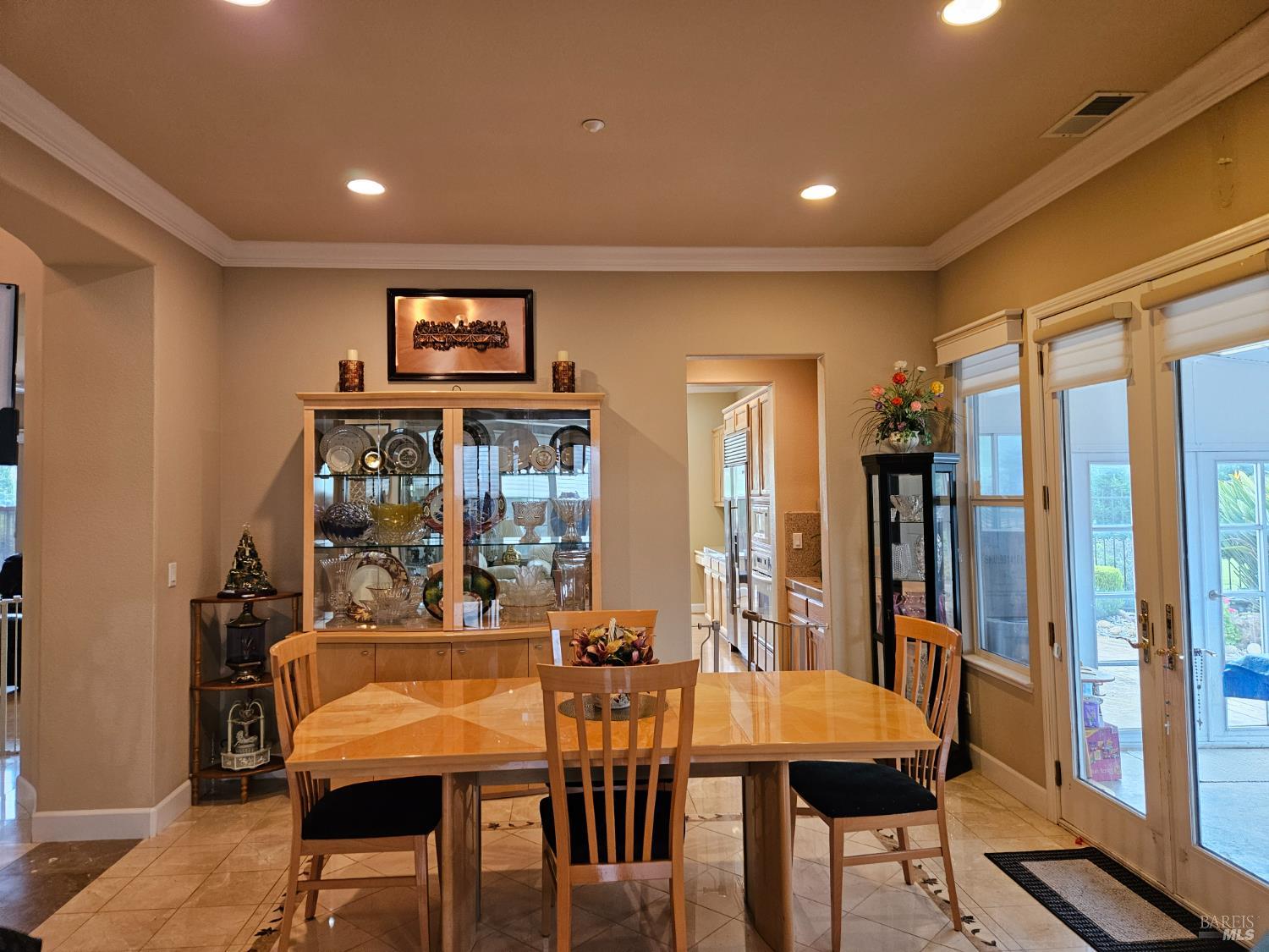 Detail Gallery Image 44 of 53 For 2901 Pebble Beach Cir, Fairfield,  CA 94534 - 6 Beds | 5/1 Baths