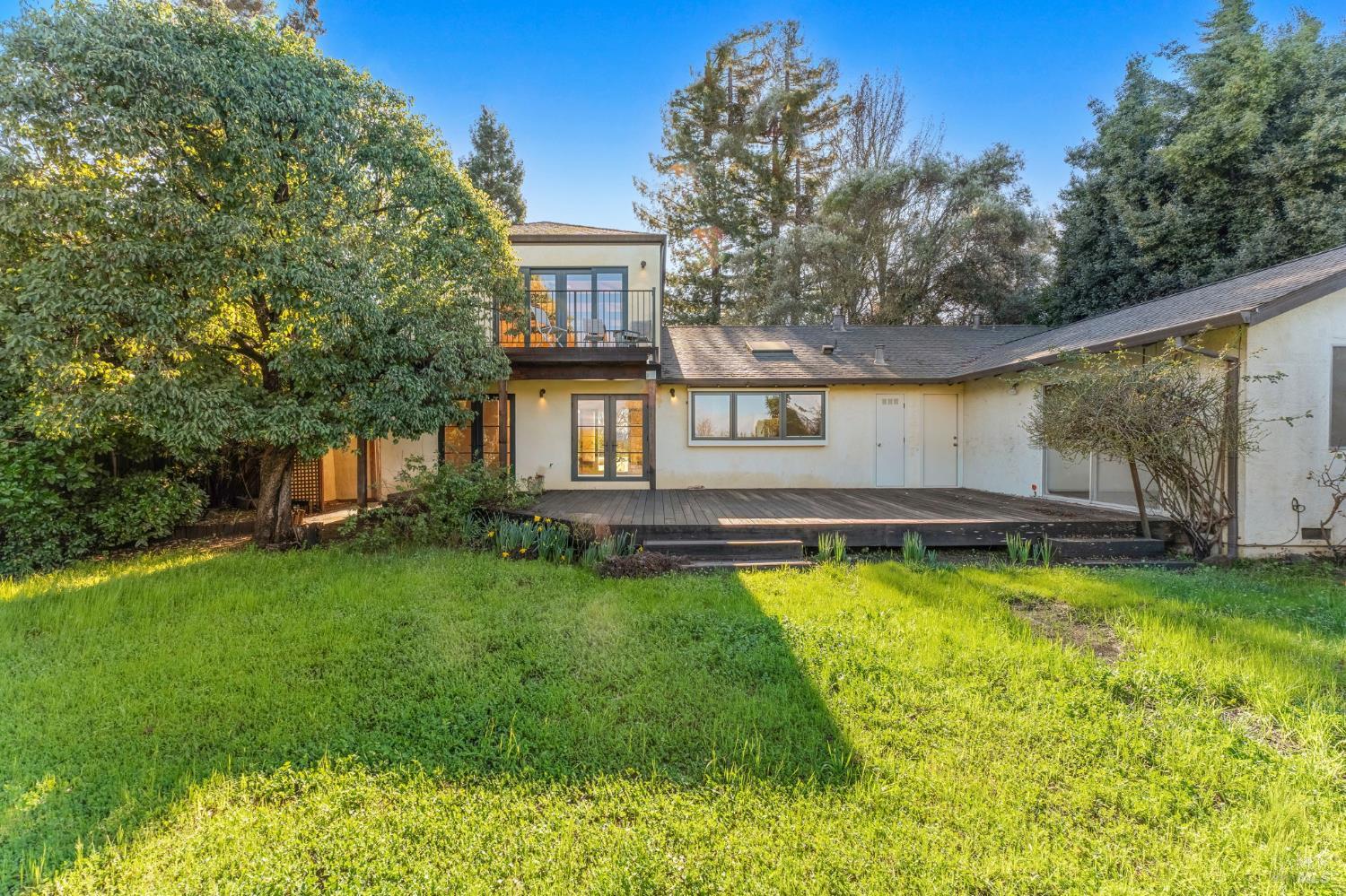 Detail Gallery Image 35 of 36 For 1100 Rutherford Rd, Rutherford,  CA 94573 - 3 Beds | 2/1 Baths