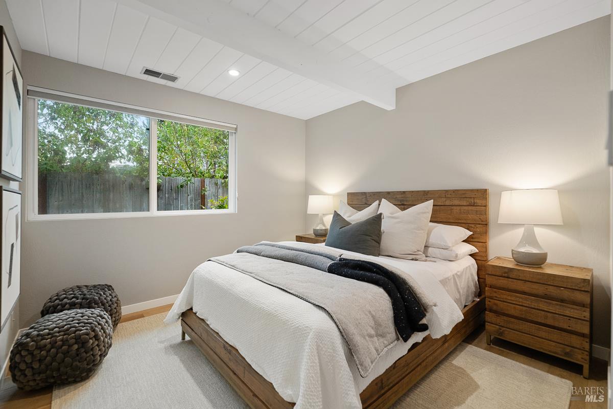 Detail Gallery Image 39 of 87 For 829 Del Ganado Rd, San Rafael,  CA 94903 - 4 Beds | 2 Baths