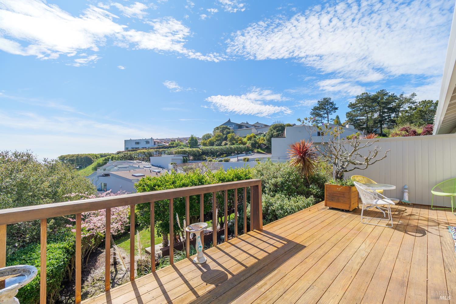 Detail Gallery Image 20 of 30 For 80 Lyford Dr #1,  Tiburon,  CA 94920 - 2 Beds | 2 Baths