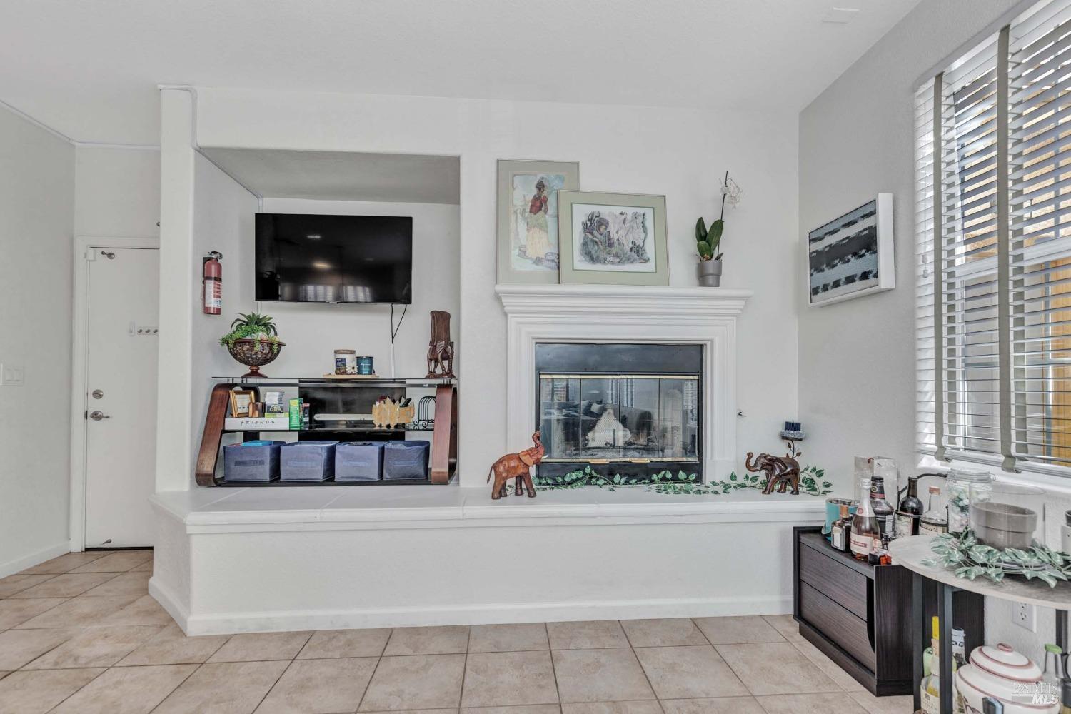 Detail Gallery Image 18 of 54 For 8115 W Carlisle St, Vallejo,  CA 94591 - 3 Beds | 2/1 Baths