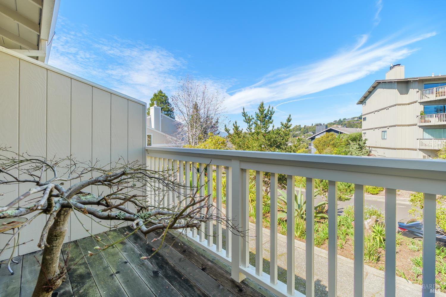 Detail Gallery Image 29 of 30 For 80 Lyford Dr #1,  Tiburon,  CA 94920 - 2 Beds | 2 Baths