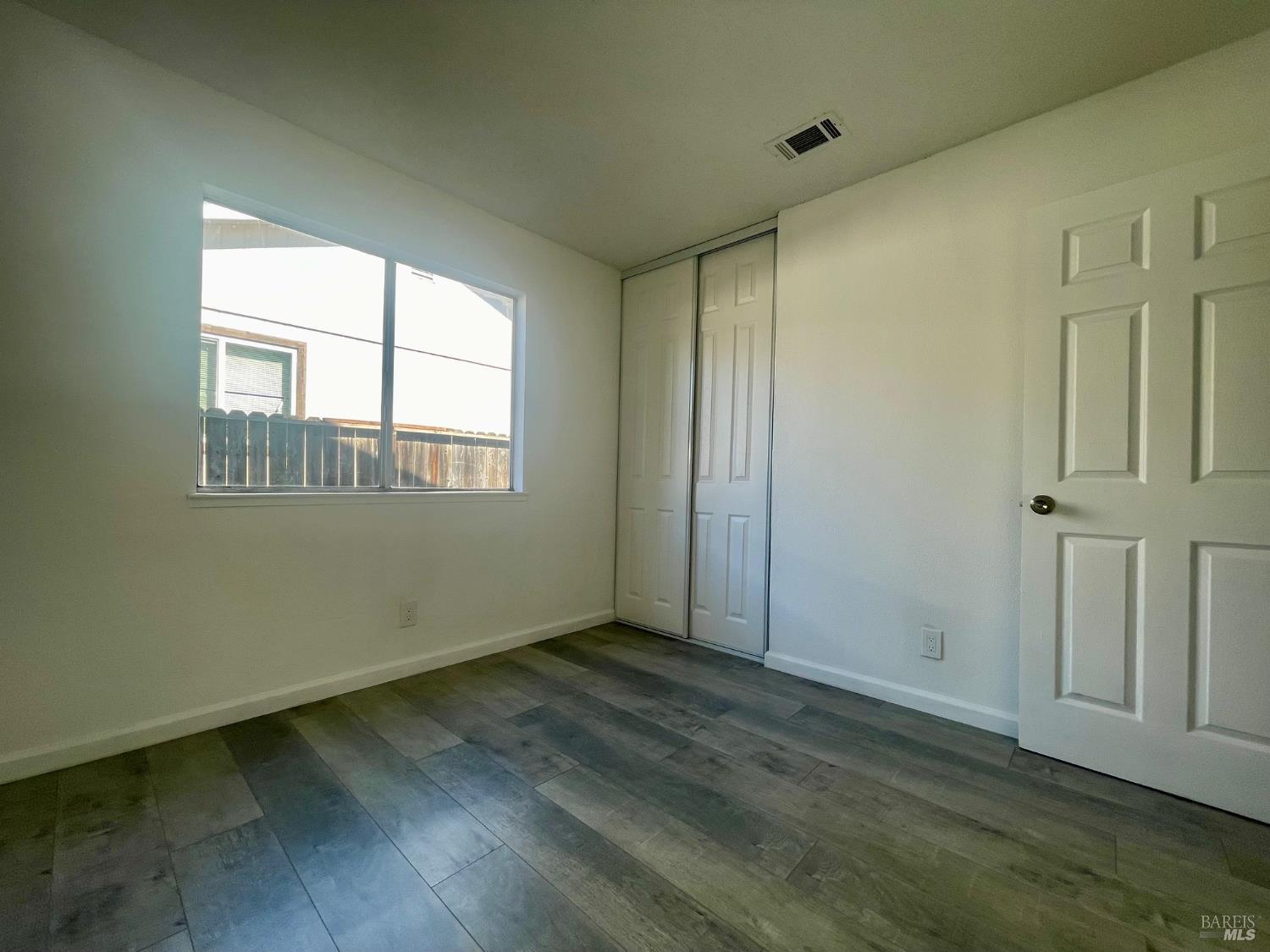 Detail Gallery Image 18 of 31 For 464 Evelyn Cir, Vallejo,  CA 94589 - 4 Beds | 2 Baths