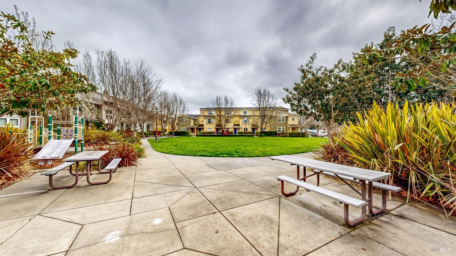 Detail Gallery Image 37 of 46 For 6698 Santero Way, Cotati,  CA 94931 - 3 Beds | 2/1 Baths