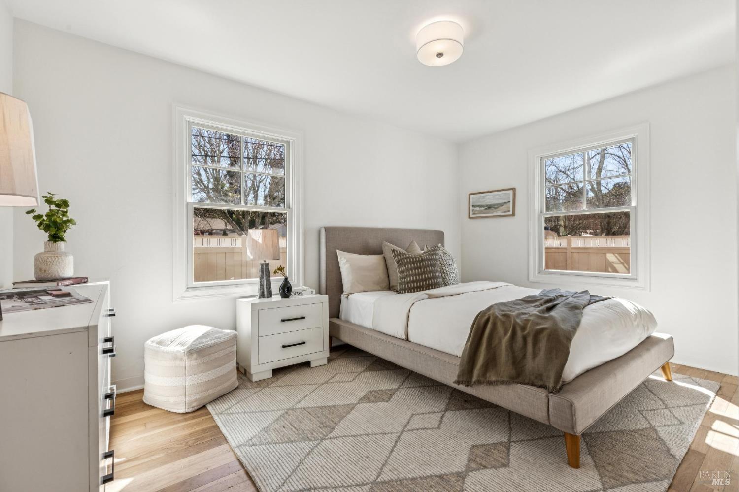 Detail Gallery Image 27 of 59 For 290 Sycamore Ave, Mill Valley,  CA 94941 - 4 Beds | 2 Baths