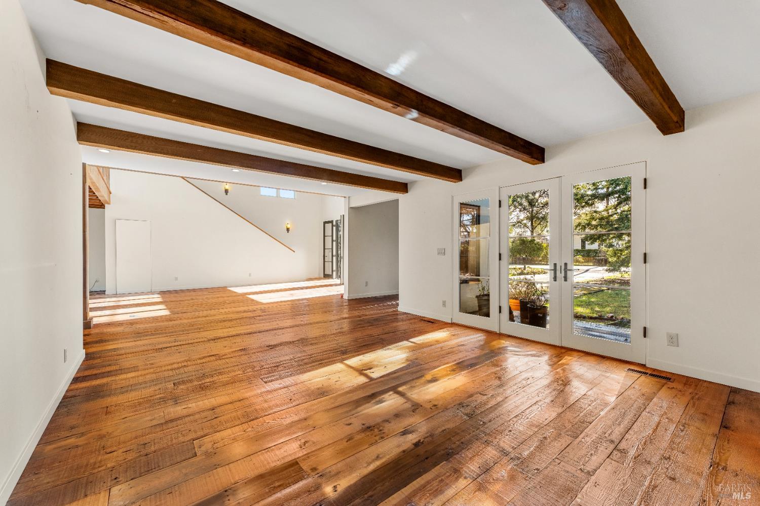 Detail Gallery Image 7 of 36 For 1100 Rutherford Rd, Rutherford,  CA 94573 - 3 Beds | 2/1 Baths