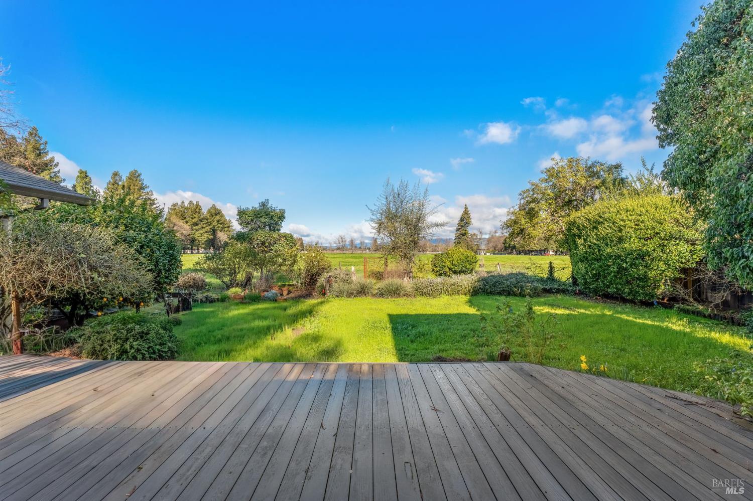 Detail Gallery Image 33 of 36 For 1100 Rutherford Rd, Rutherford,  CA 94573 - 3 Beds | 2/1 Baths