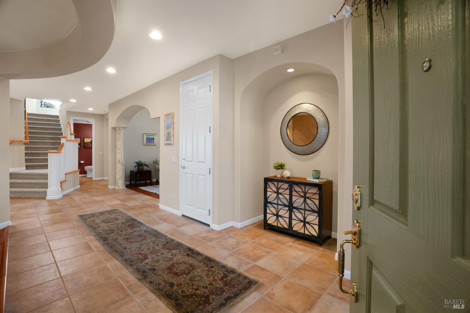 Detail Gallery Image 6 of 61 For 5870 Sailing Hawk Ave, Santa Rosa,  CA 95409 - 4 Beds | 4/1 Baths