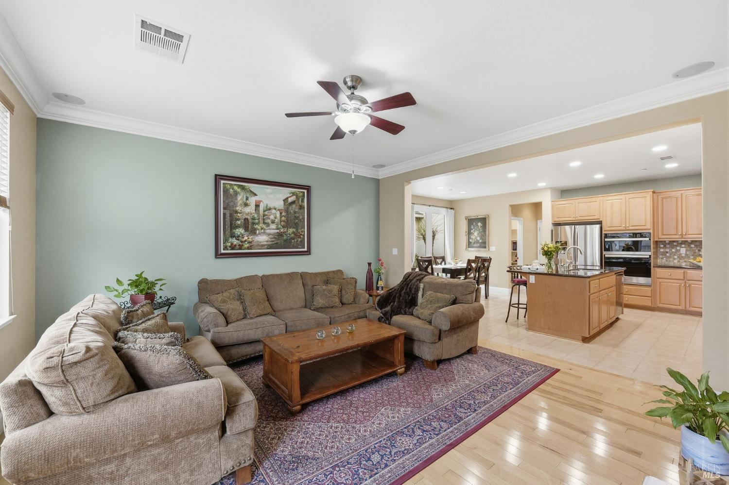 Detail Gallery Image 13 of 53 For 167 Terrazzo Ln, American Canyon,  CA 94503 - 4 Beds | 3/1 Baths