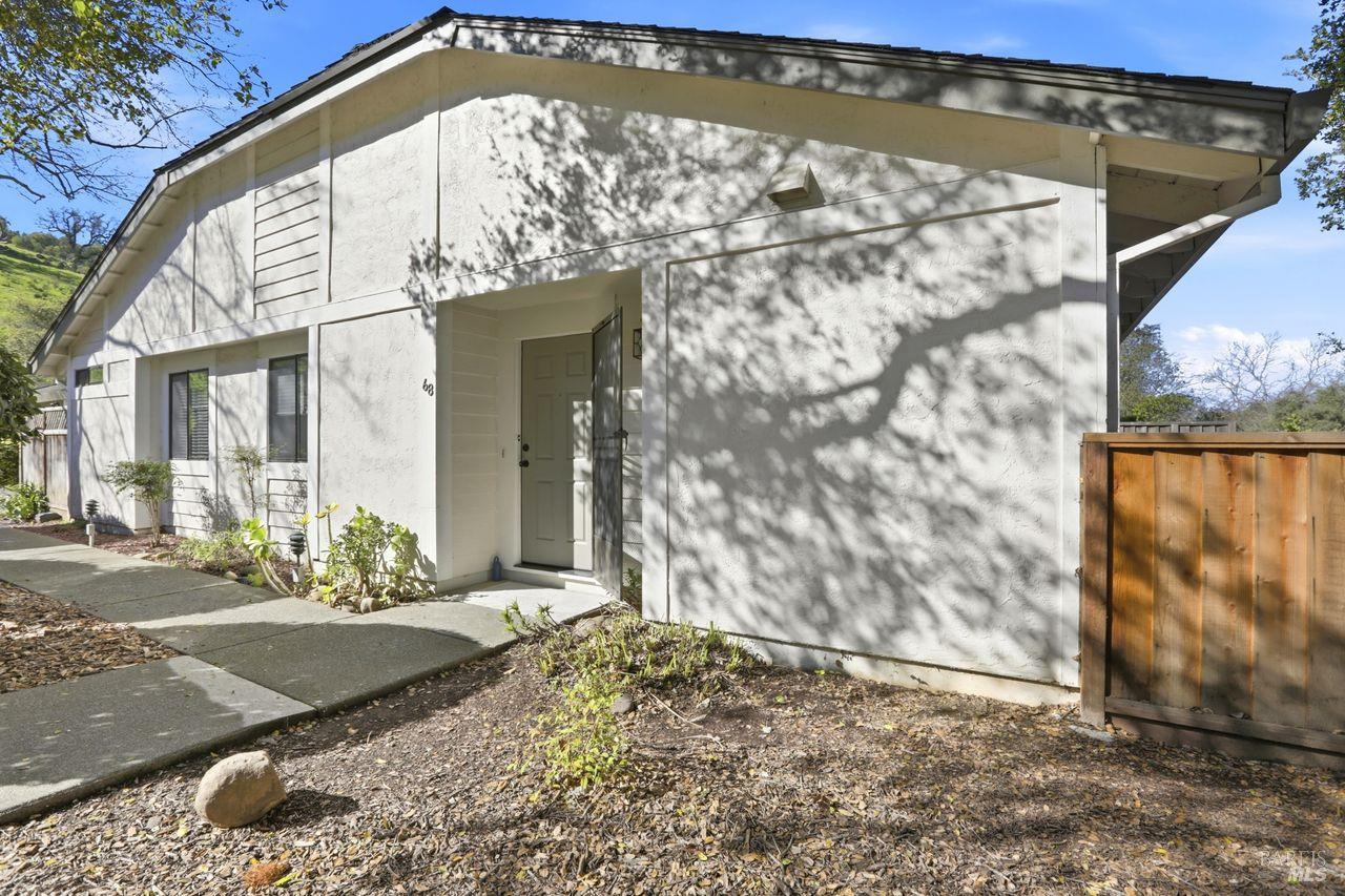 Detail Gallery Image 20 of 33 For 68 Village Cir, San Rafael,  CA 94903 - 2 Beds | 2 Baths