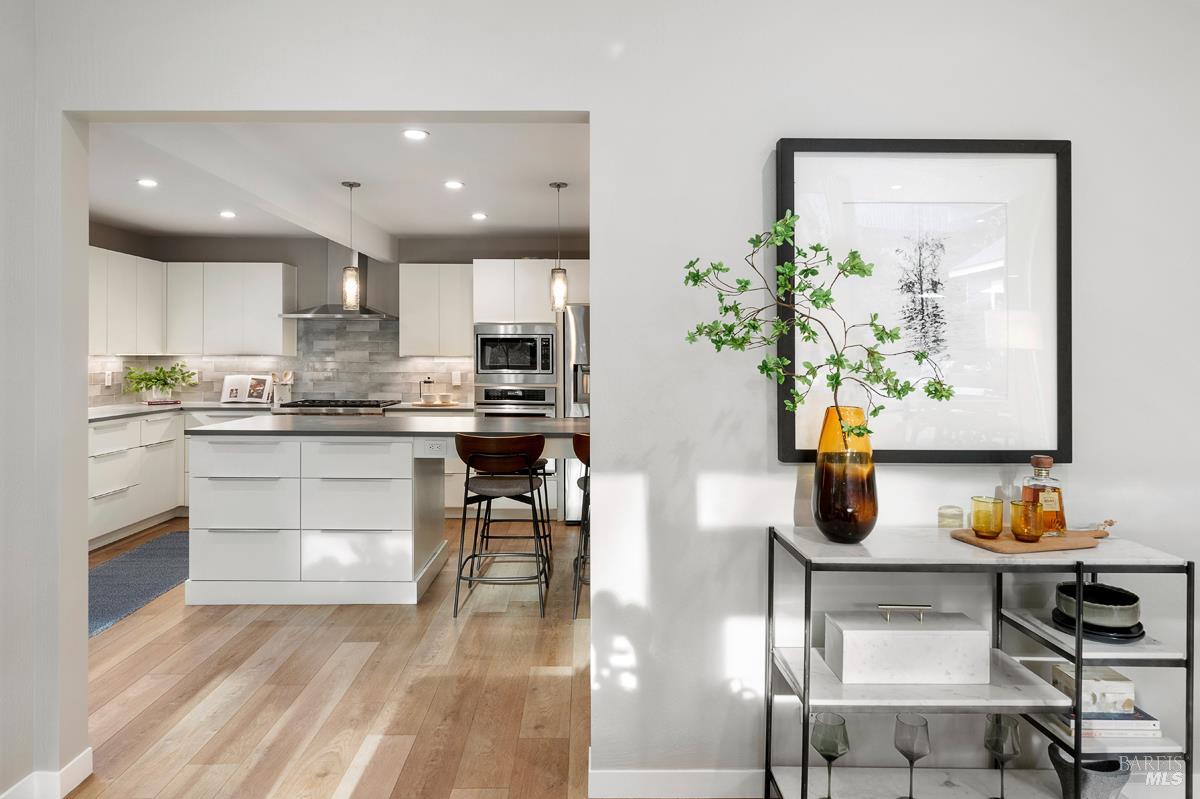 Detail Gallery Image 21 of 87 For 829 Del Ganado Rd, San Rafael,  CA 94903 - 4 Beds | 2 Baths