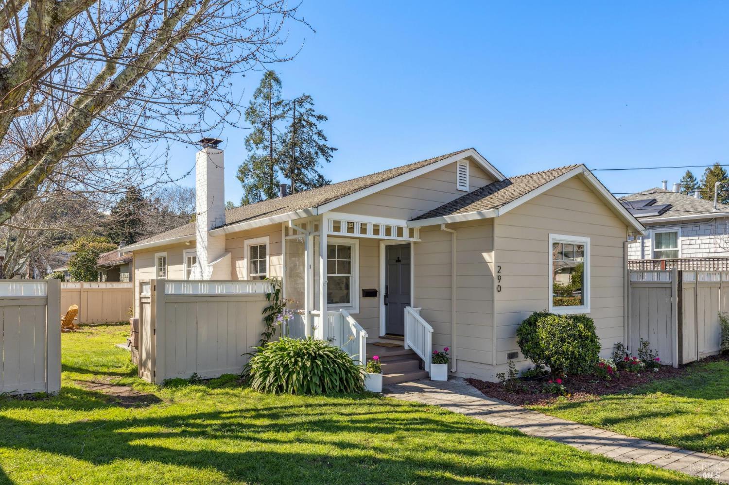 Detail Gallery Image 2 of 59 For 290 Sycamore Ave, Mill Valley,  CA 94941 - 4 Beds | 2 Baths