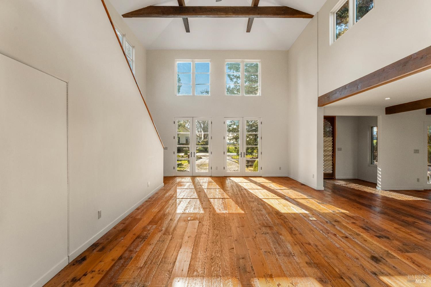 Detail Gallery Image 3 of 36 For 1100 Rutherford Rd, Rutherford,  CA 94573 - 3 Beds | 2/1 Baths