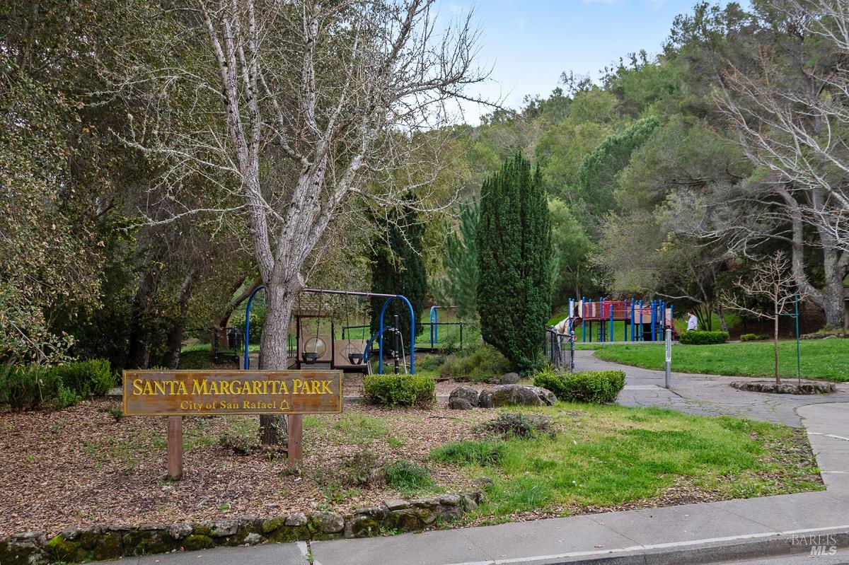 Detail Gallery Image 76 of 87 For 829 Del Ganado Rd, San Rafael,  CA 94903 - 4 Beds | 2 Baths