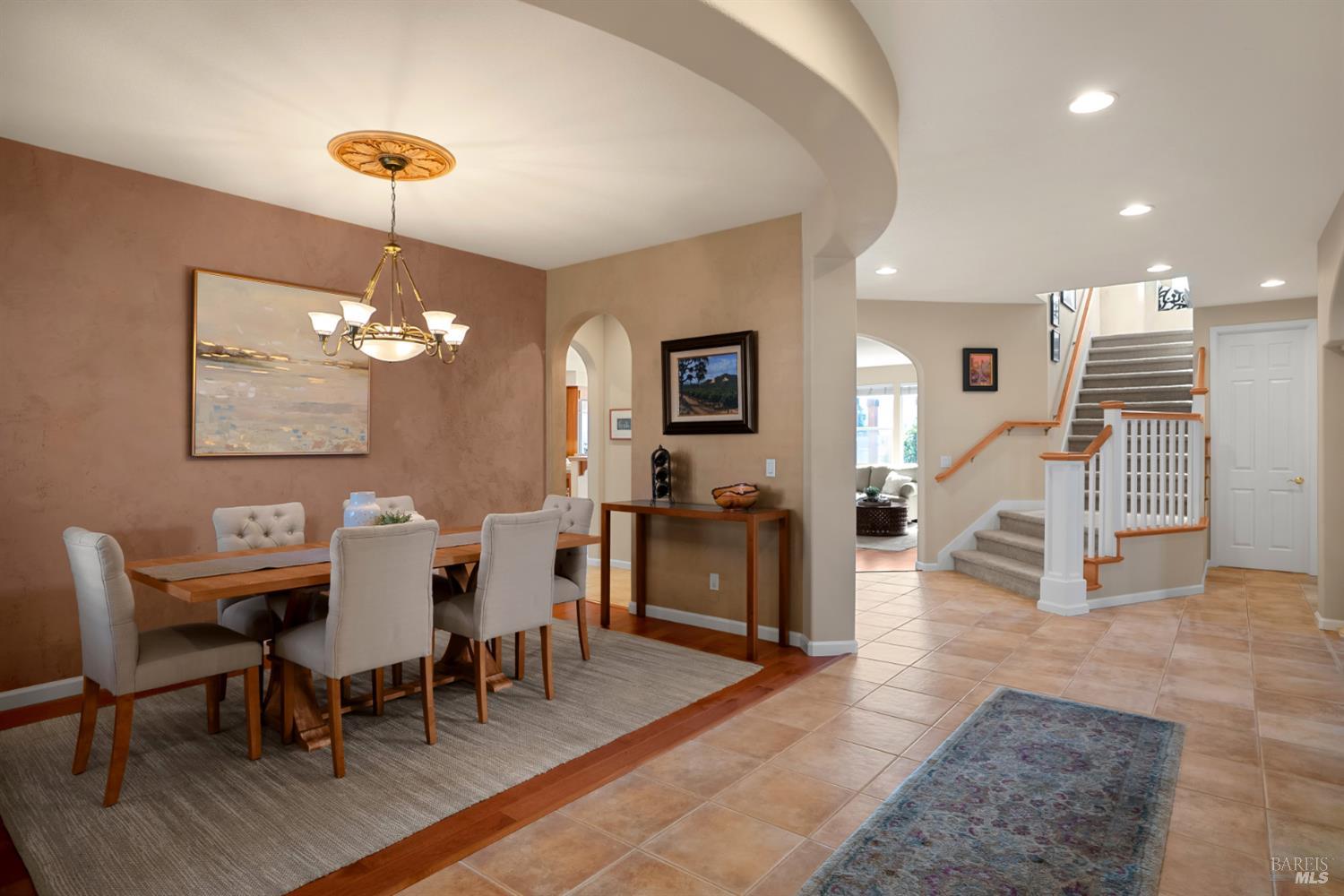 Detail Gallery Image 11 of 61 For 5870 Sailing Hawk Ave, Santa Rosa,  CA 95409 - 4 Beds | 4/1 Baths