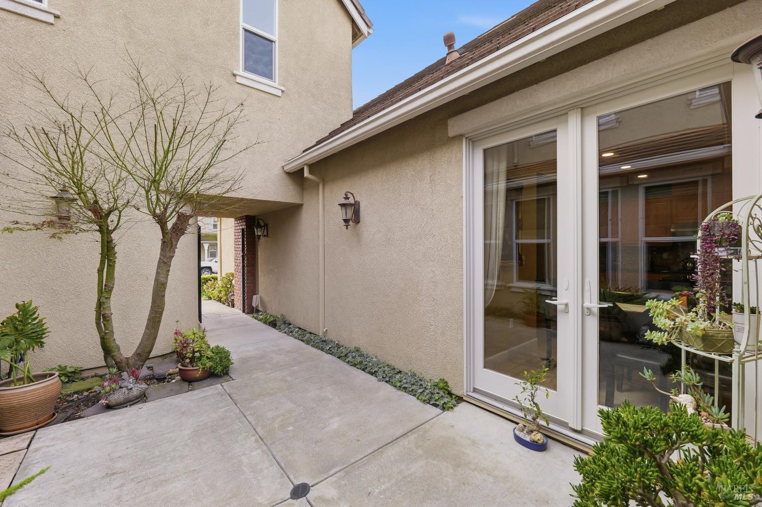 Detail Gallery Image 7 of 53 For 167 Terrazzo Ln, American Canyon,  CA 94503 - 4 Beds | 3/1 Baths