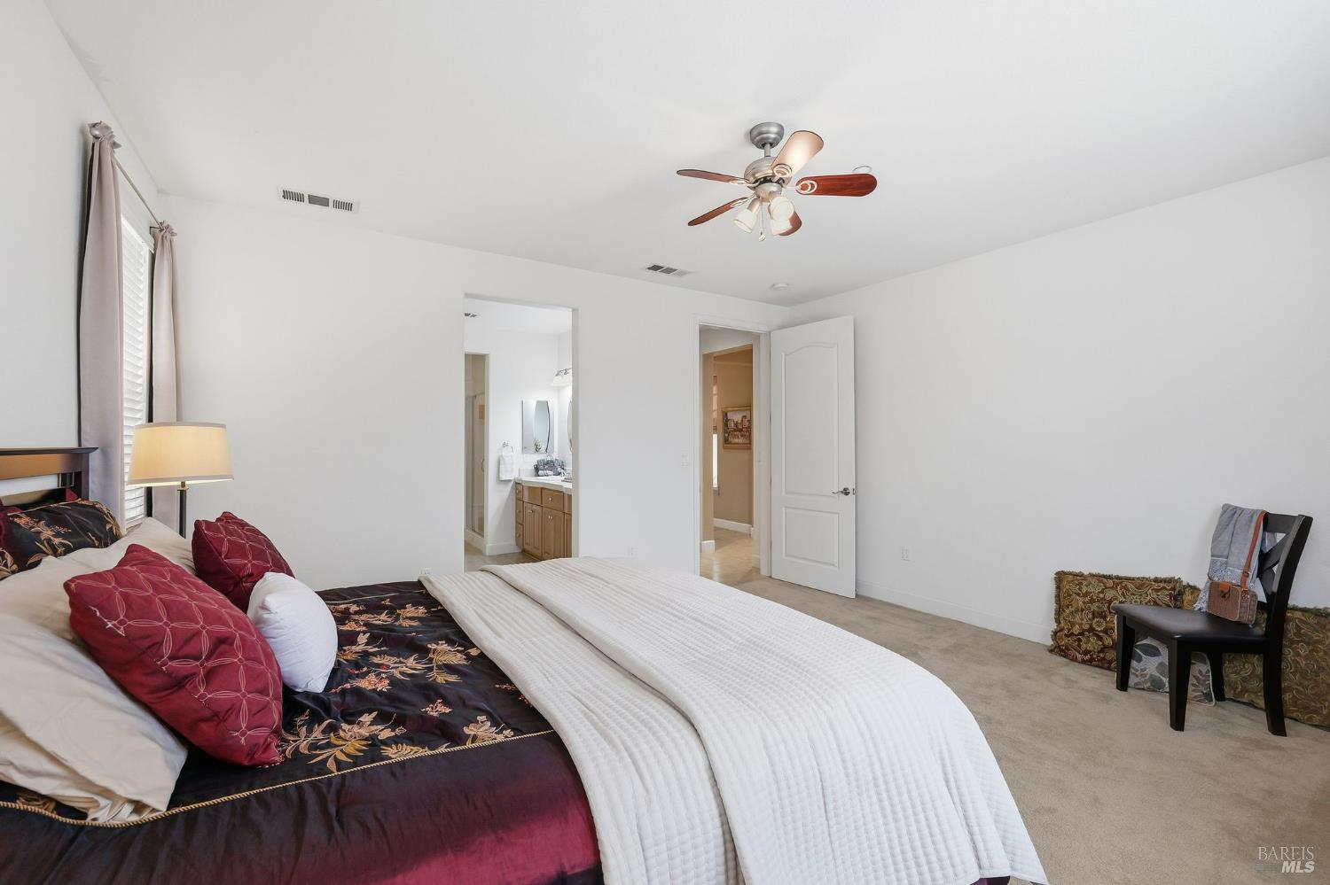 Detail Gallery Image 32 of 53 For 167 Terrazzo Ln, American Canyon,  CA 94503 - 4 Beds | 3/1 Baths