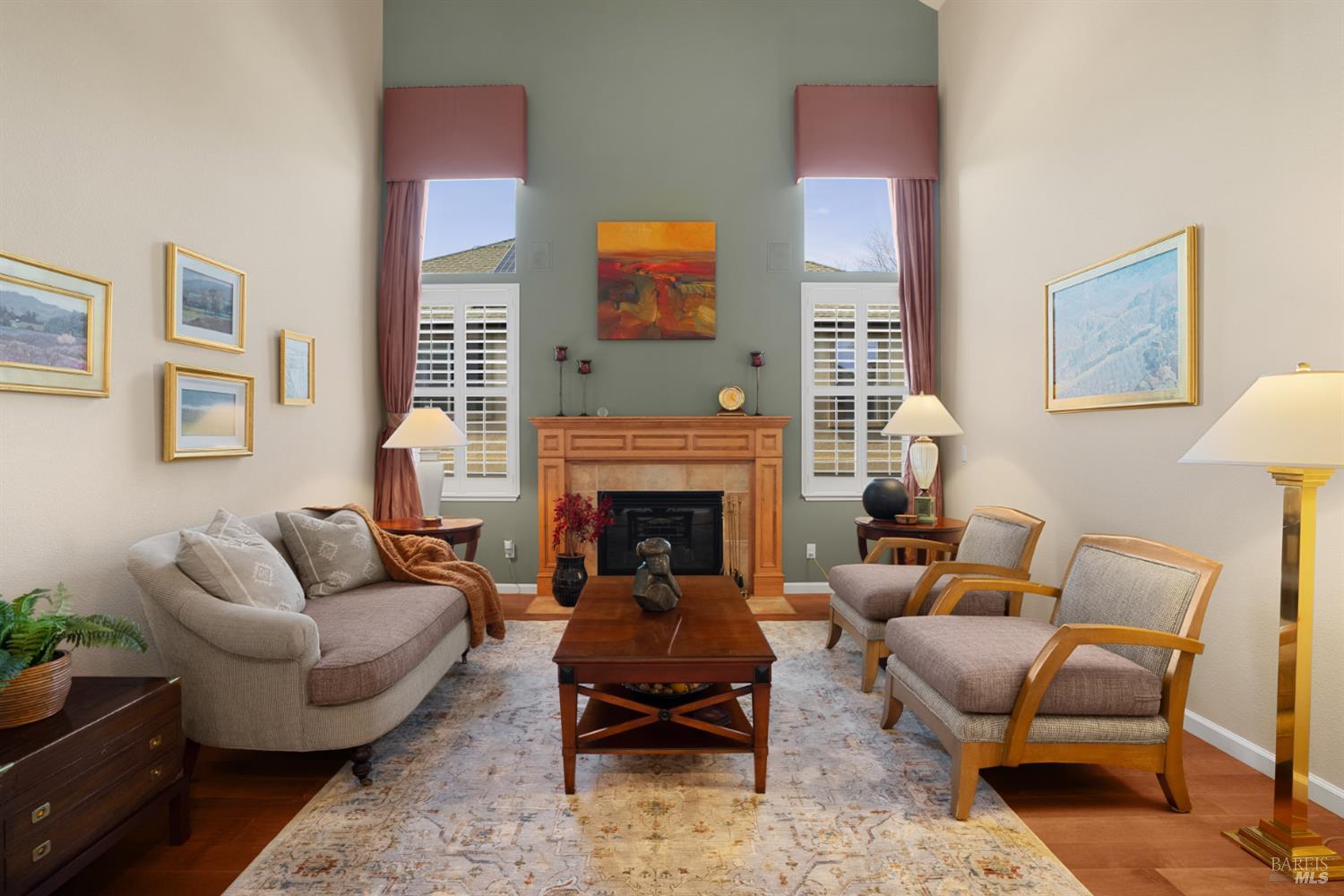 Detail Gallery Image 8 of 61 For 5870 Sailing Hawk Ave, Santa Rosa,  CA 95409 - 4 Beds | 4/1 Baths