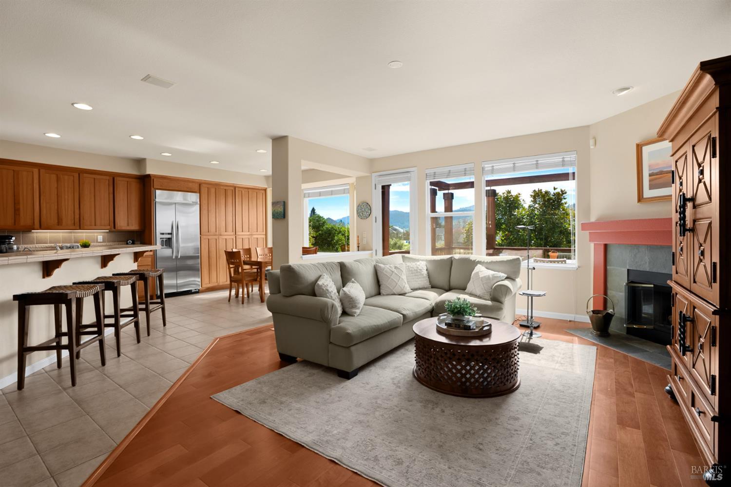 Detail Gallery Image 21 of 61 For 5870 Sailing Hawk Ave, Santa Rosa,  CA 95409 - 4 Beds | 4/1 Baths