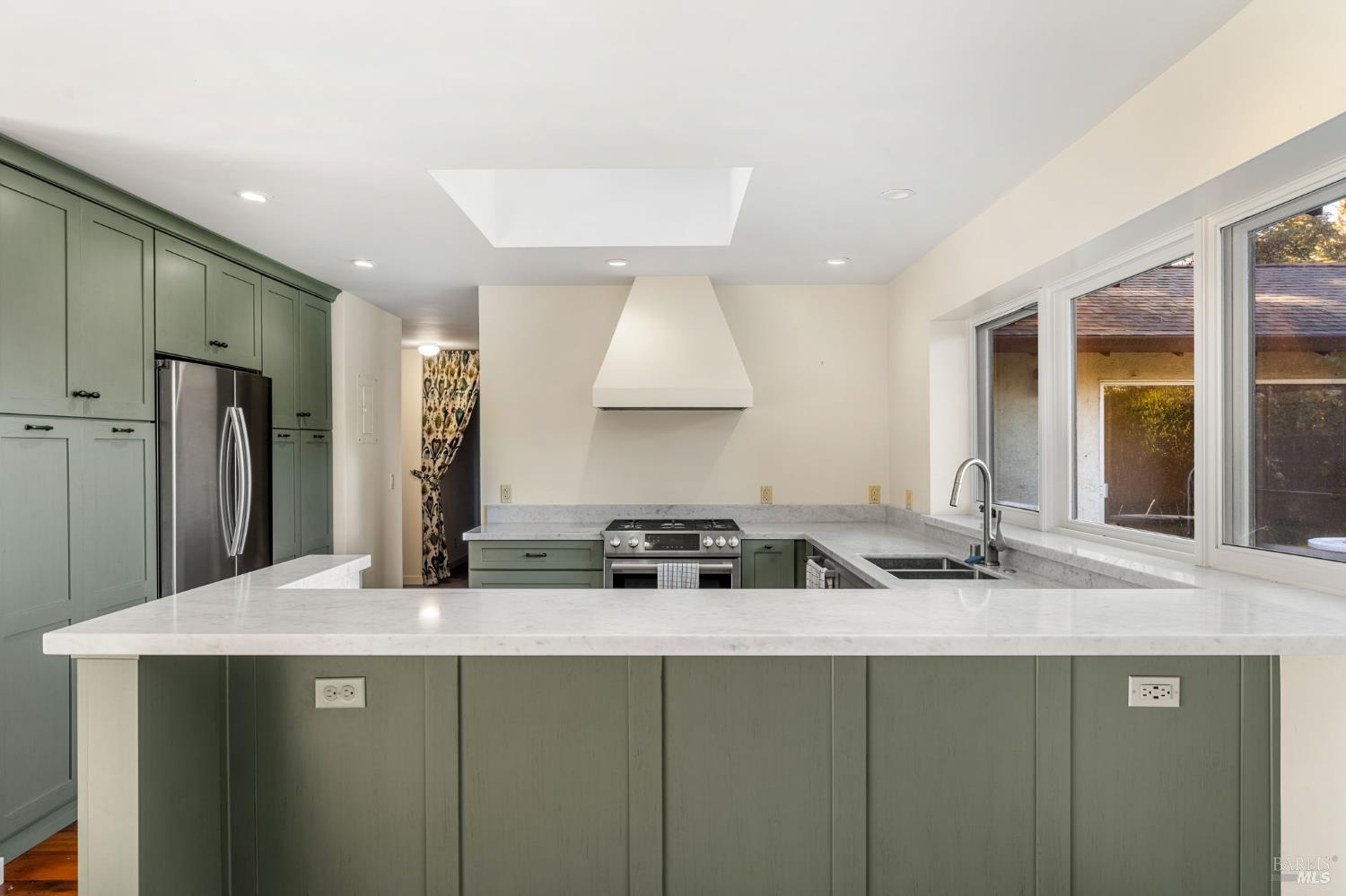 Detail Gallery Image 23 of 36 For 1100 Rutherford Rd, Rutherford,  CA 94573 - 3 Beds | 2/1 Baths