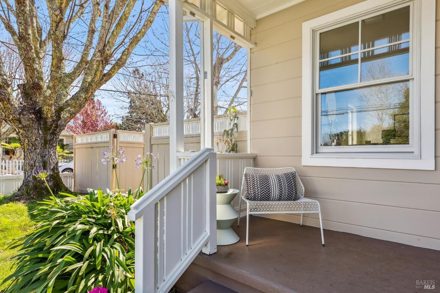 Detail Gallery Image 5 of 59 For 290 Sycamore Ave, Mill Valley,  CA 94941 - 4 Beds | 2 Baths