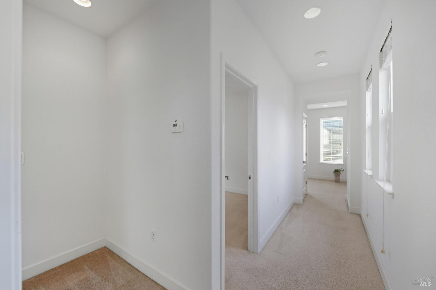 Detail Gallery Image 48 of 53 For 167 Terrazzo Ln, American Canyon,  CA 94503 - 4 Beds | 3/1 Baths