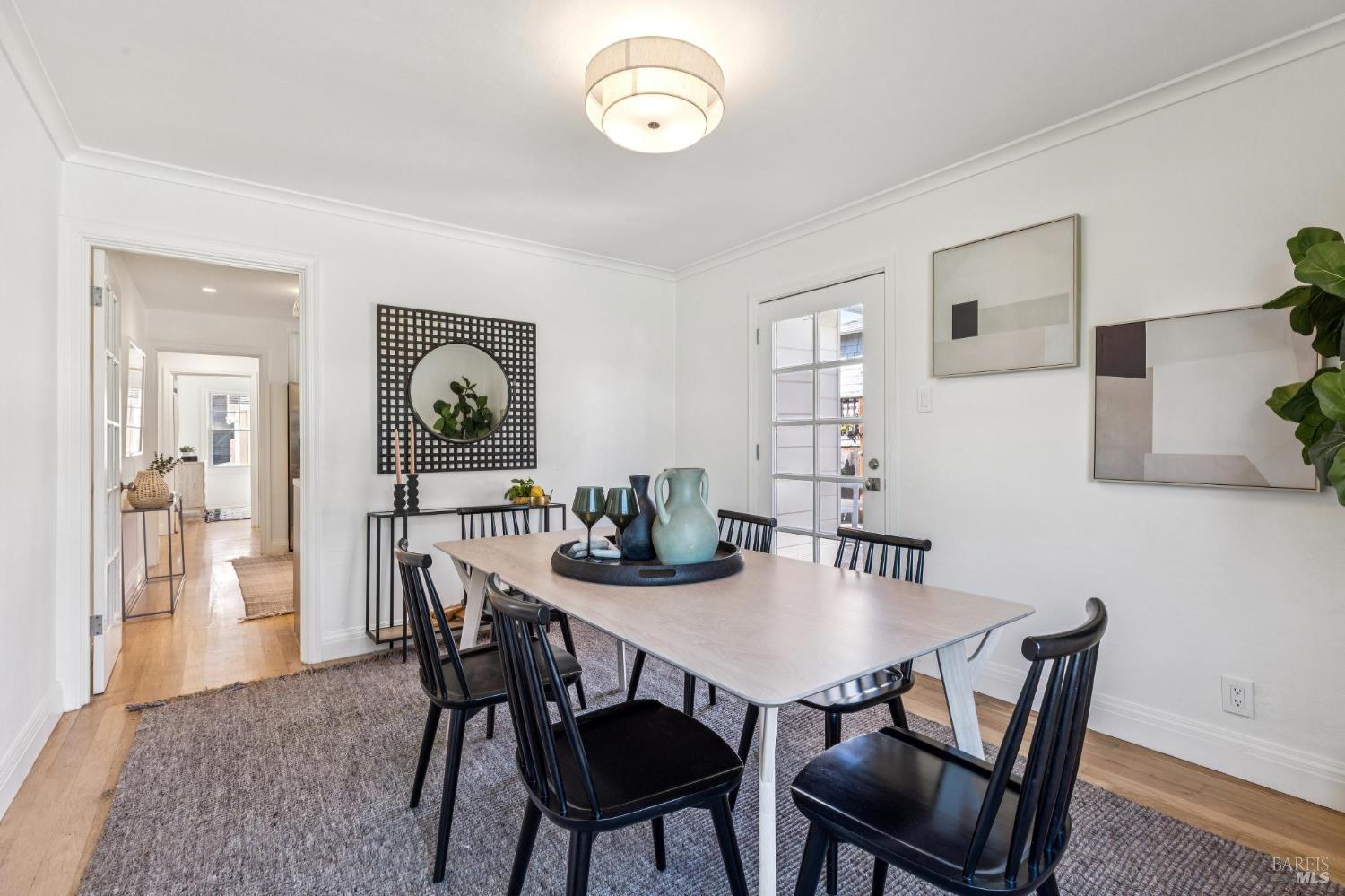 Detail Gallery Image 8 of 59 For 290 Sycamore Ave, Mill Valley,  CA 94941 - 4 Beds | 2 Baths