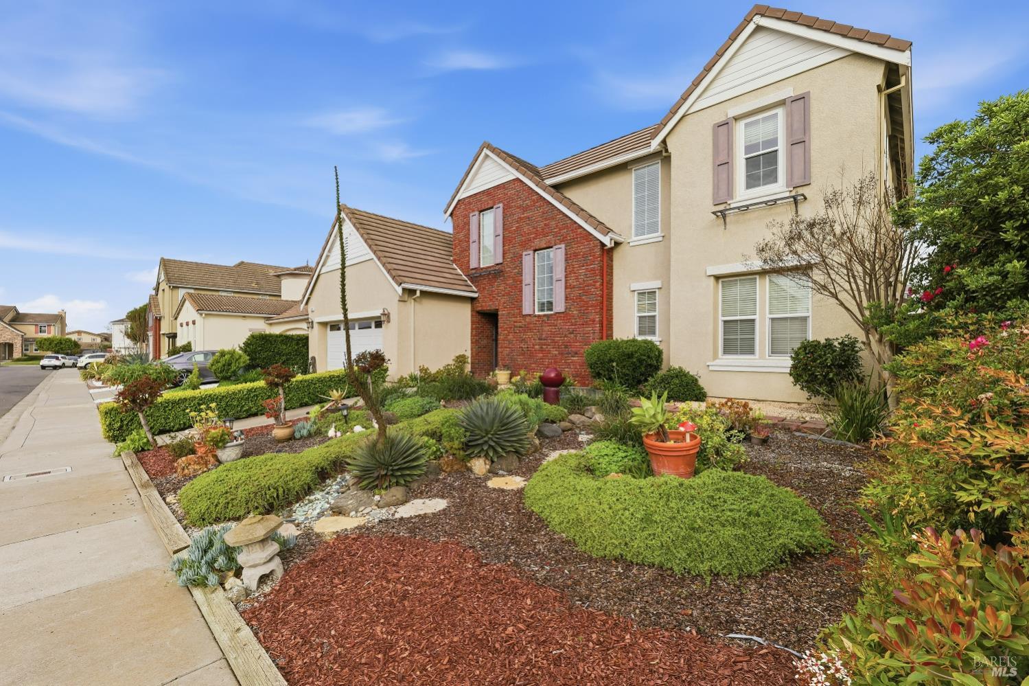 Detail Gallery Image 4 of 53 For 167 Terrazzo Ln, American Canyon,  CA 94503 - 4 Beds | 3/1 Baths