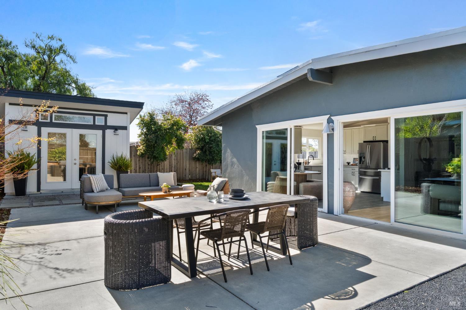 Detail Gallery Image 18 of 20 For 826 Vendola Dr, San Rafael,  CA 94903 - 4 Beds | 2 Baths