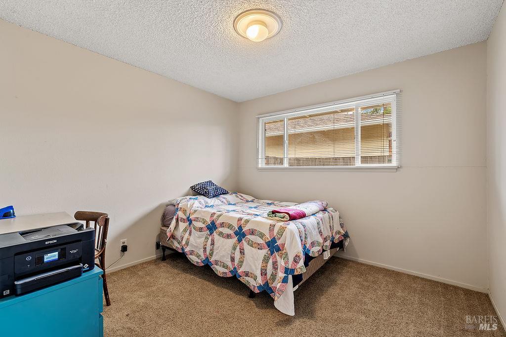 Detail Gallery Image 29 of 49 For 2336 Greenbriar Way, Santa Rosa,  CA 95409 - 3 Beds | 2 Baths